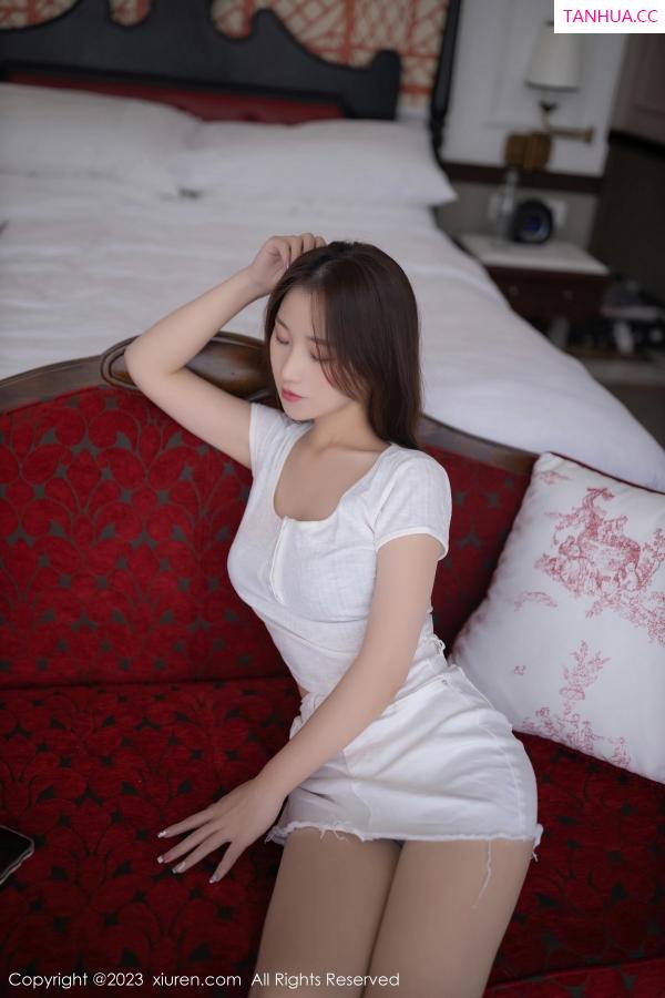  [XiuRen]高清写真图 2023.07.12 No.7070 杏子Yada 主题拍摄第8张图片